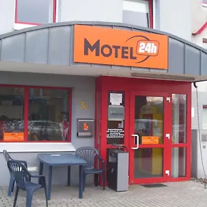 Hotel 24h, Brême